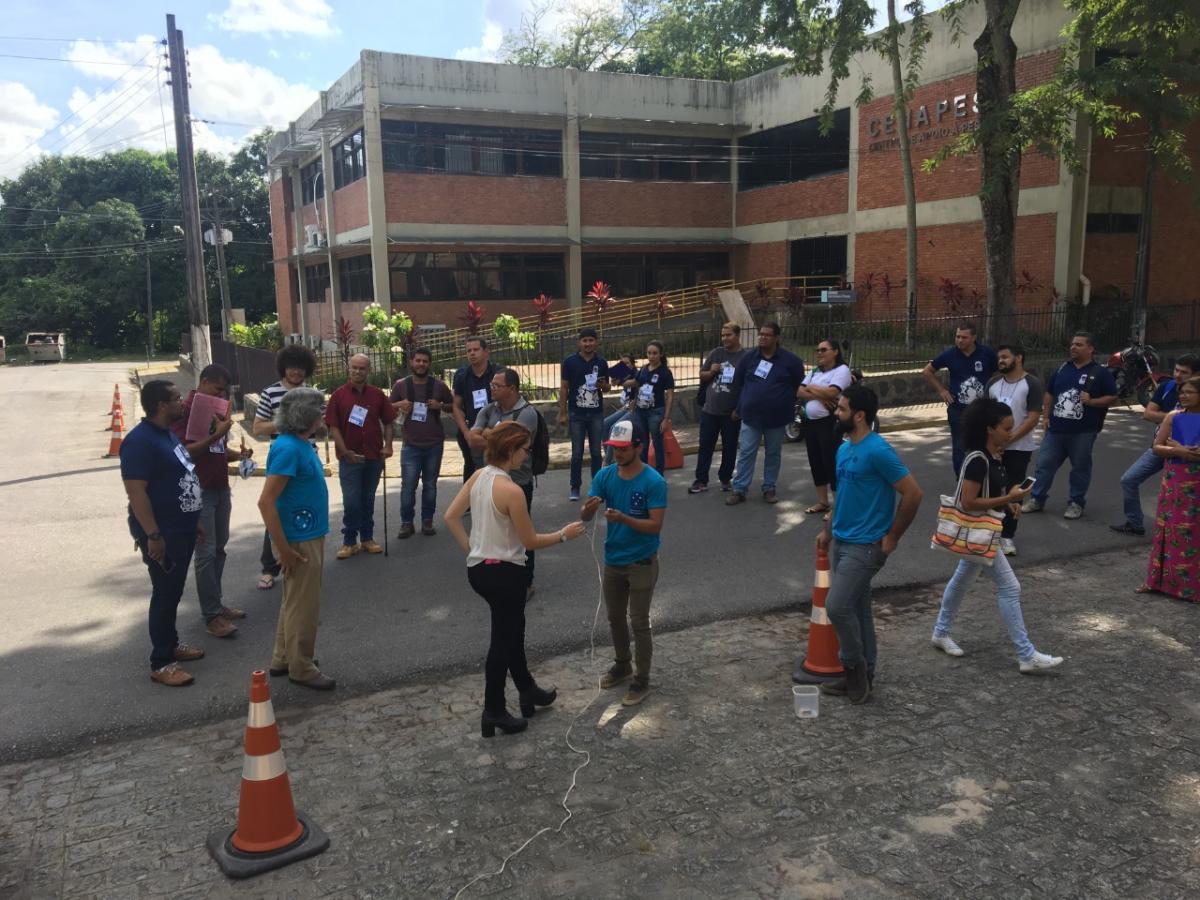 equipe realizando experimentos de astrofísica