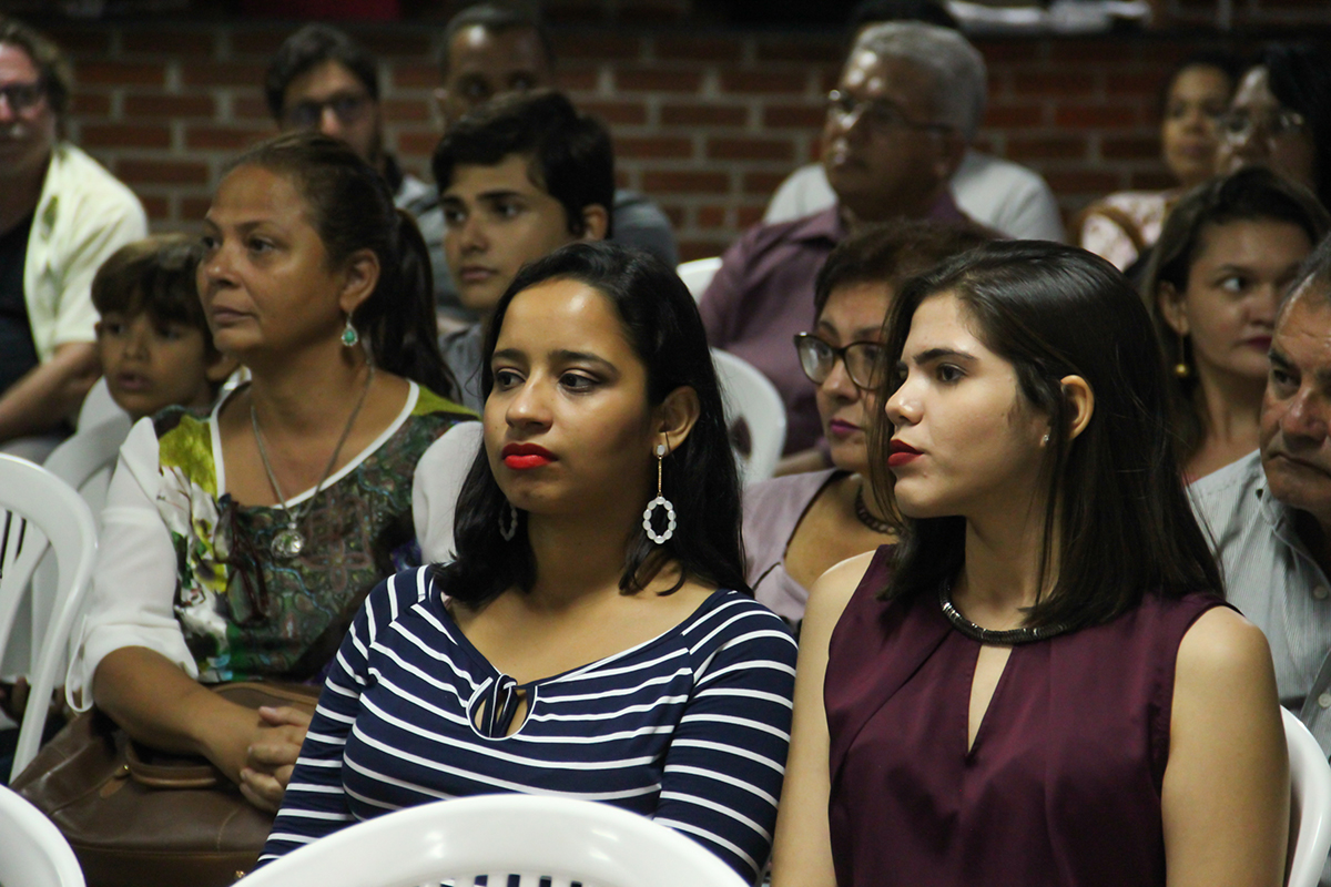 foto do público presente ao lançamento