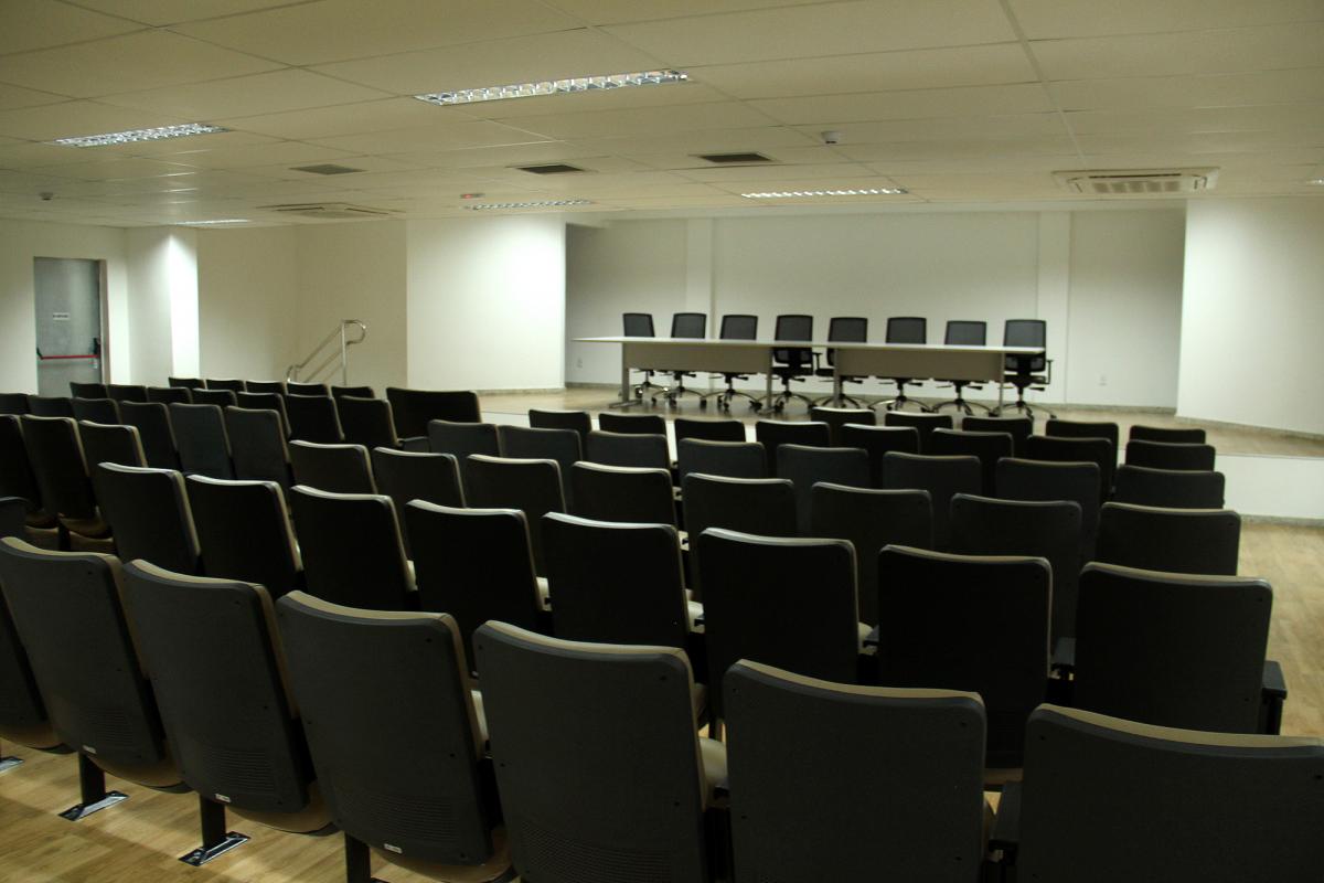 foto auditório biblioteca