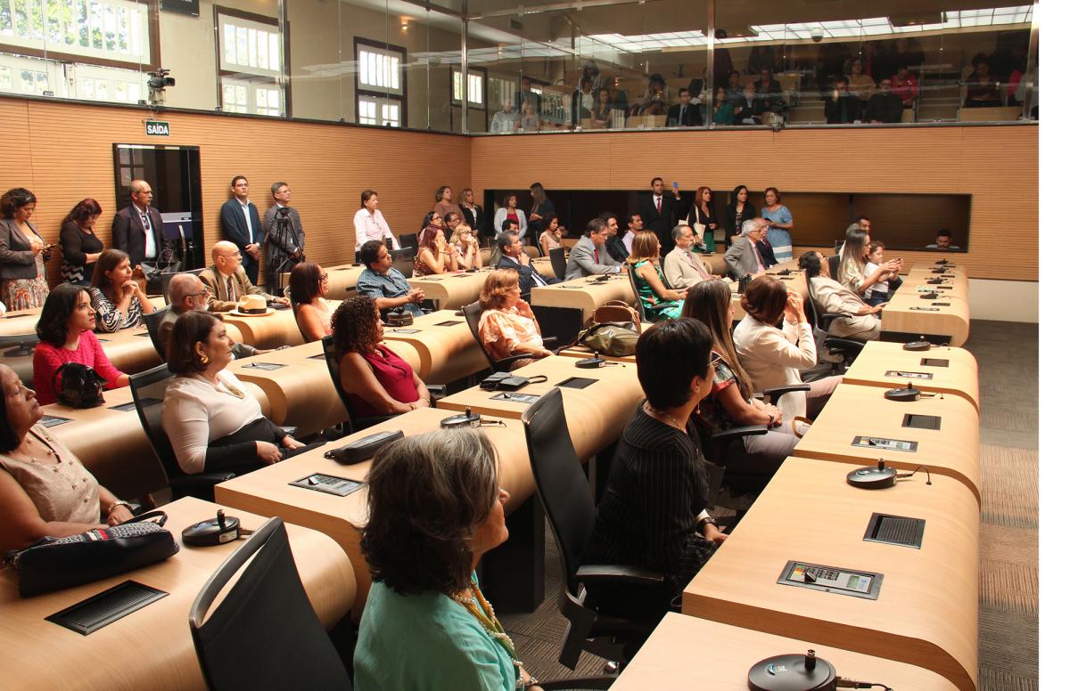 público prestigia solenidade