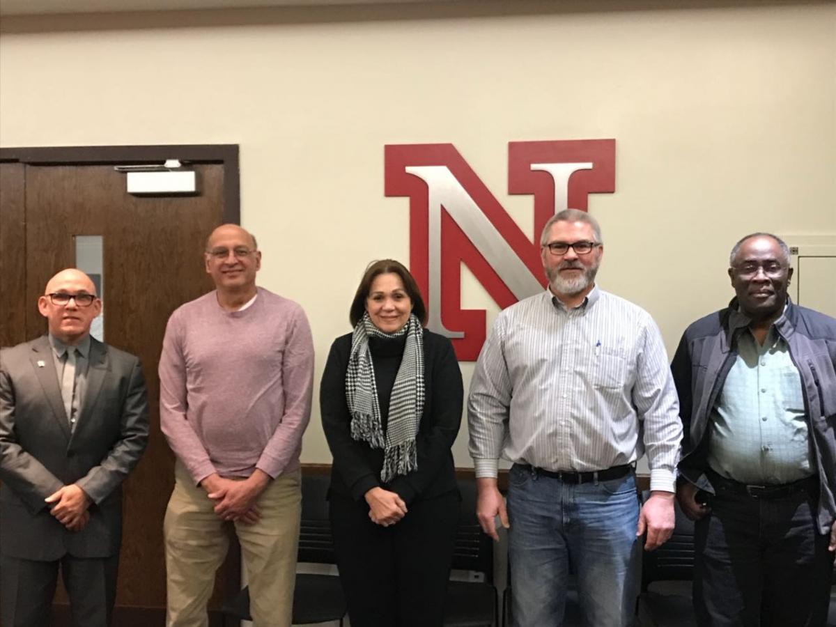 Imagem com comitiva da UFRPE e pesquisadores americanos