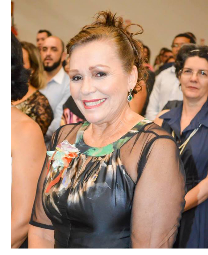 Reitora Maria José de Sena