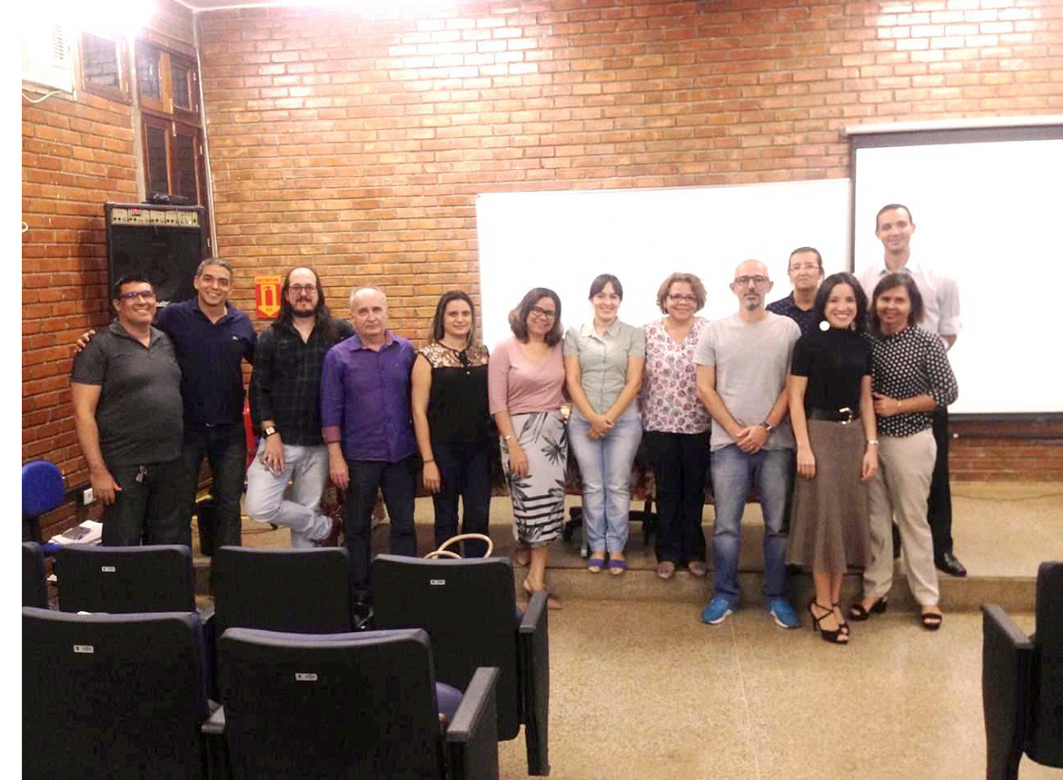 fotos dos participantes do encontro de gestão e governança em Serra Talhada